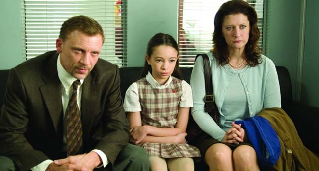 Дело №39 / Case 39, реж. Кристиан Альварт. 2007 год. - Страшные фильмы про детей, несущих беду