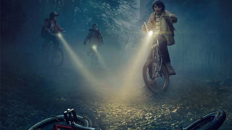 Очень странные дела - Зарубежные сериалы 2016 года
